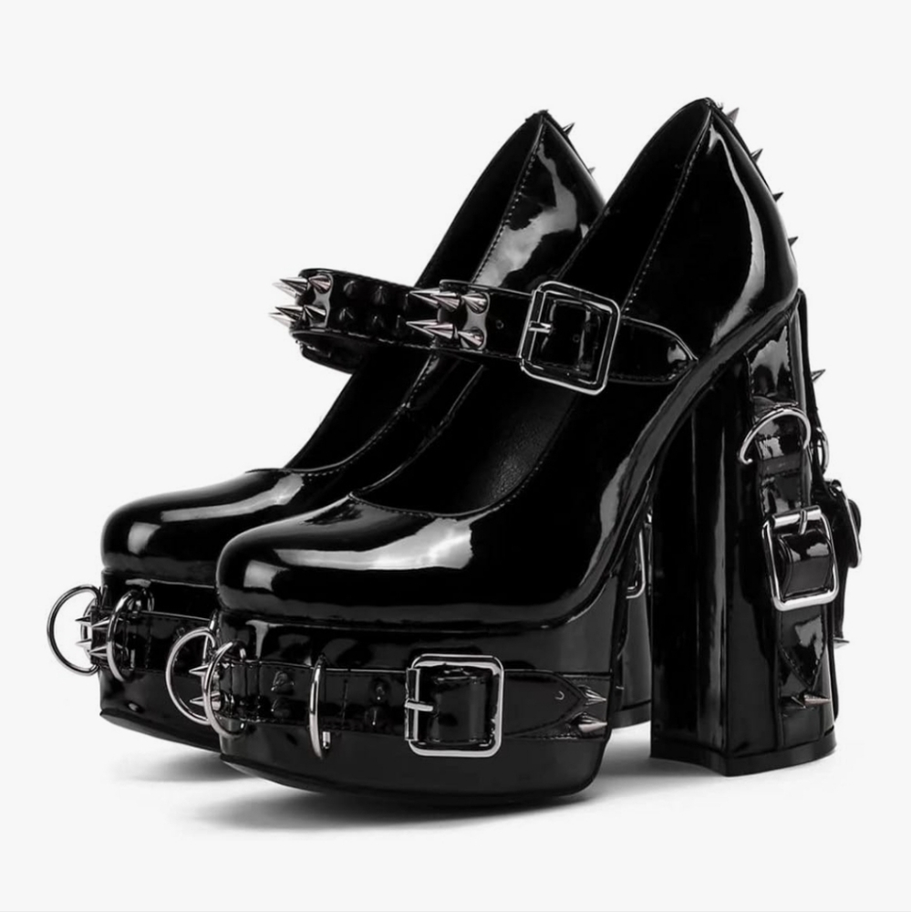 Frankie Hsu Spiked platform black size 37 7 shoes New In Box Black Patent